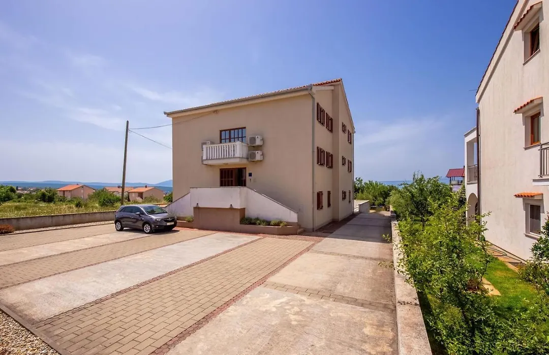 Apartments Rina-1